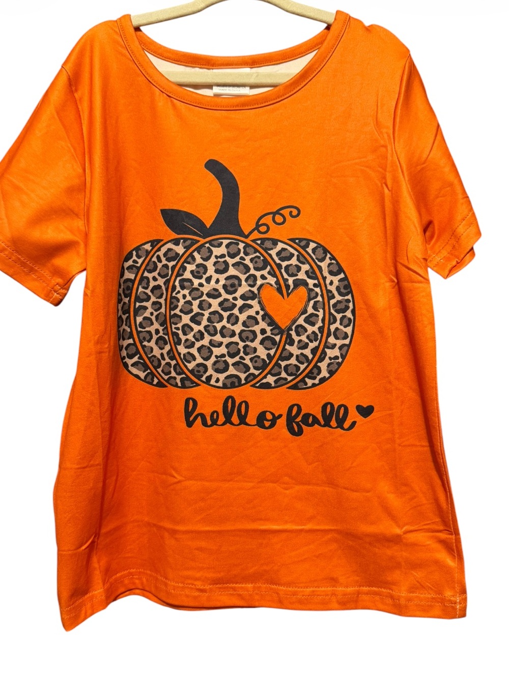 “Hello Fall' Animal Print Pumpkin Tee NEW Boutique